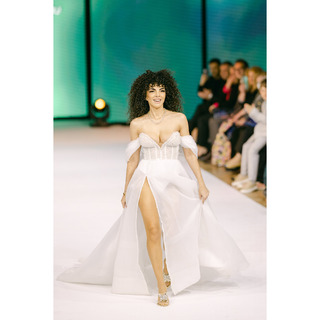 Maria Solomou feet photo thumbnail