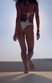 Maria Solomou feet photo thumbnail