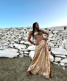 Maria Solomou feet photo thumbnail