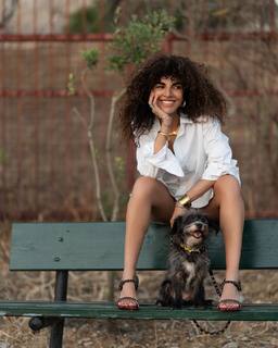 Maria Solomou feet photo thumbnail