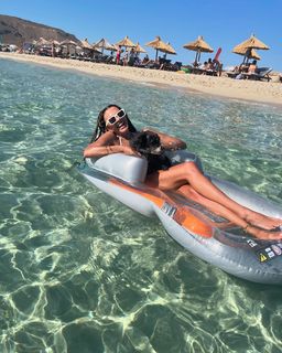 Maria Solomou feet photo thumbnail