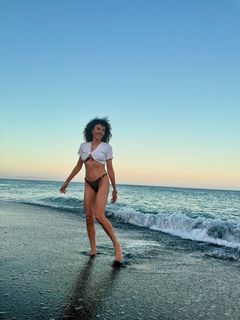 Maria Solomou feet photo thumbnail