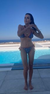 Maria Solomou feet photo thumbnail