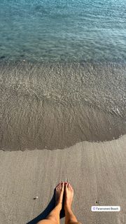 Maria Solomou feet photo thumbnail