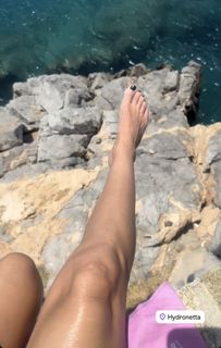 Maria Solomou feet photo 3