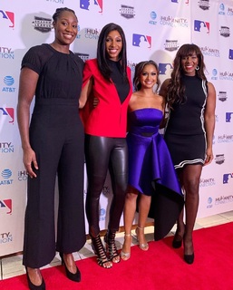 Maria Taylor feet photo thumbnail