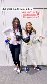 Maria Taylor feet photo thumbnail