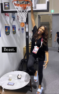 Maria Taylor feet photo thumbnail