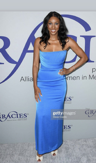 Maria Taylor feet photo thumbnail