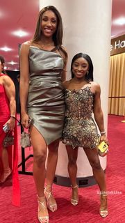 Maria Taylor feet photo thumbnail