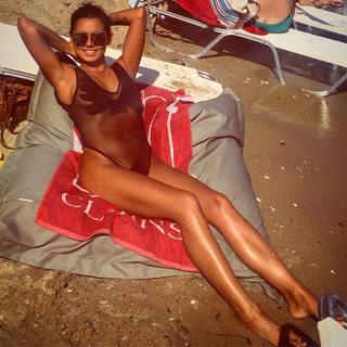 Maria Tzineri feet photo 2