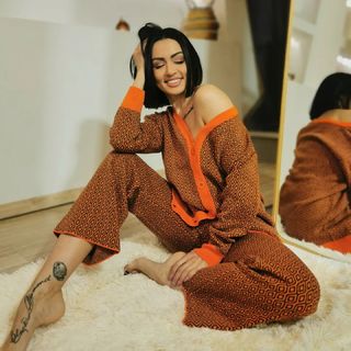 Maria Tzineri feet photo 13