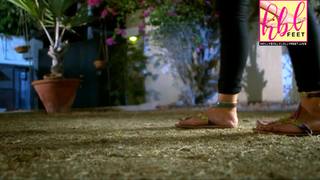 Maria Wasti feet photo 12