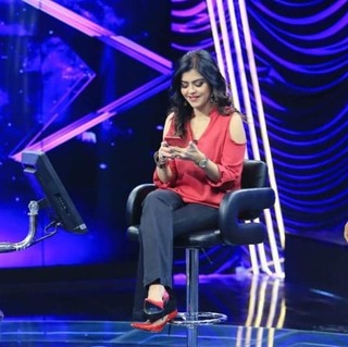 Maria Wasti feet photo 5
