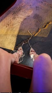Maria Zhang feet photo 1