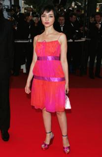 Maria de Medeiros feet photo 7