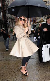 Mariah Carey feet photo thumbnail