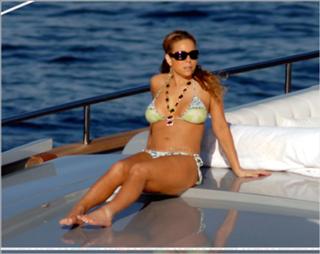Mariah Carey feet photo thumbnail