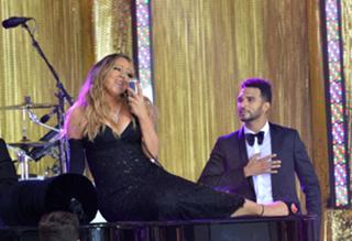 Mariah Carey feet photo thumbnail