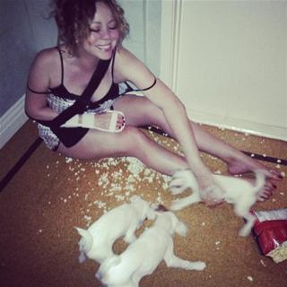 Mariah Carey feet photo thumbnail