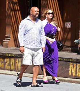Mariah Carey feet photo thumbnail