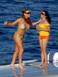 Mariah Carey feet photo thumbnail