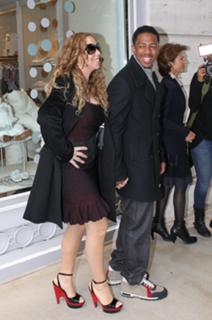 Mariah Carey feet photo thumbnail