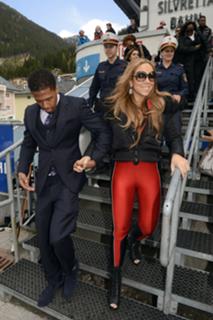 Mariah Carey feet photo thumbnail