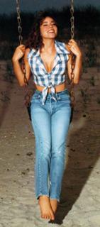 Mariah Carey feet photo thumbnail