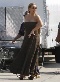 Mariah Carey feet photo thumbnail