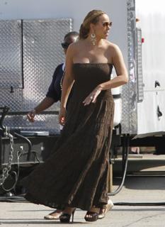 Mariah Carey feet photo thumbnail