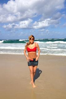 Mariah Carey feet photo thumbnail