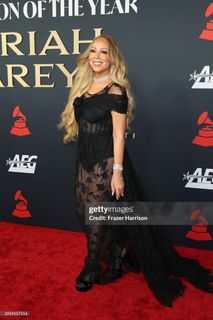 Mariah Carey feet photo 8