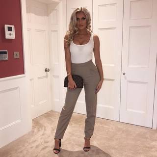 Mariah May feet photo thumbnail