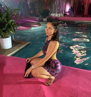 Mariah the Scientist feet photo thumbnail