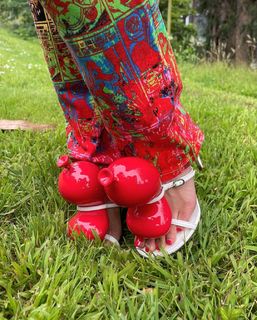 Mariah the Scientist feet photo thumbnail