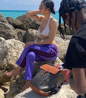 Mariah the Scientist feet photo thumbnail