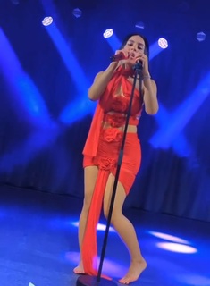 Mariah the Scientist feet photo thumbnail