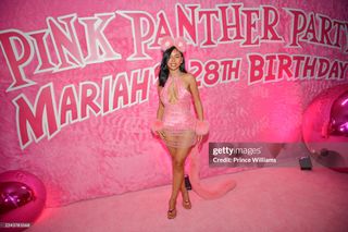 Mariah the Scientist feet photo thumbnail