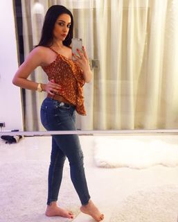 Mariam Hassan feet photo 8