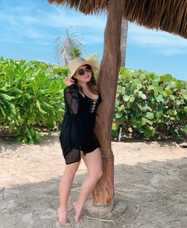 Mariana Botas feet photo 1