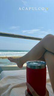 Mariana Botas feet photo 3