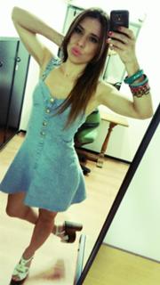 Mariana Brey feet photo thumbnail