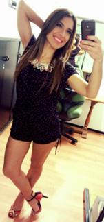 Mariana Brey feet photo thumbnail