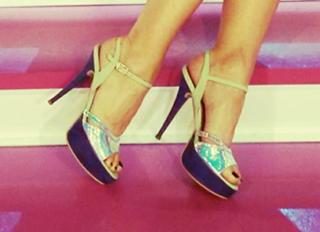 Mariana Brey feet photo thumbnail