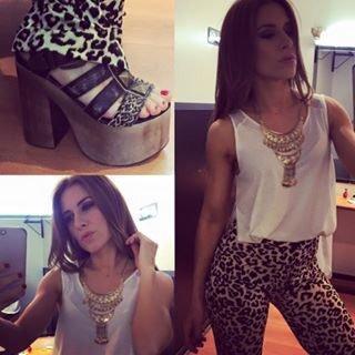 Mariana Brey feet photo thumbnail