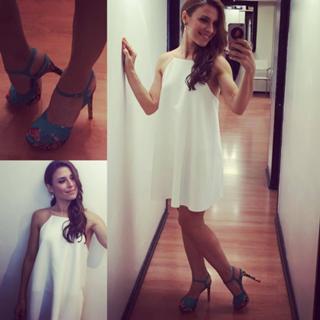 Mariana Brey feet photo thumbnail