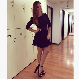 Mariana Brey feet photo thumbnail