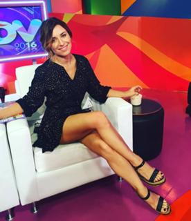 Mariana Brey feet photo thumbnail