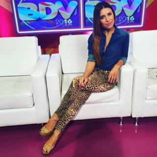 Mariana Brey feet photo thumbnail